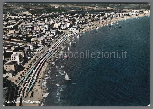 Collezionismo di cartoline postali